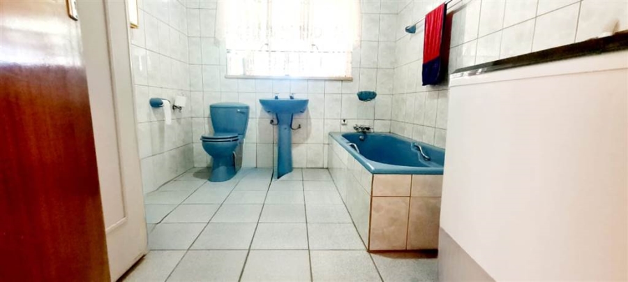 5 Bedroom Property for Sale in Orkney North West